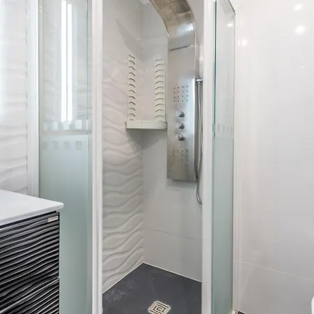 Apartment Inftour Apolo Iii Atico