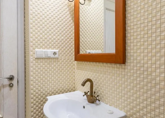 Inftour Apolo Iii Atico Кальпе